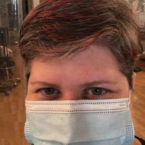 Meet your Posher, Andrea